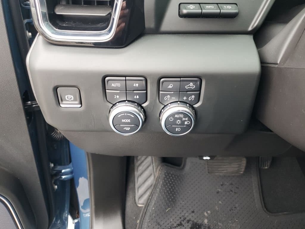 2024 GMC Sierra 1500 - Image 32