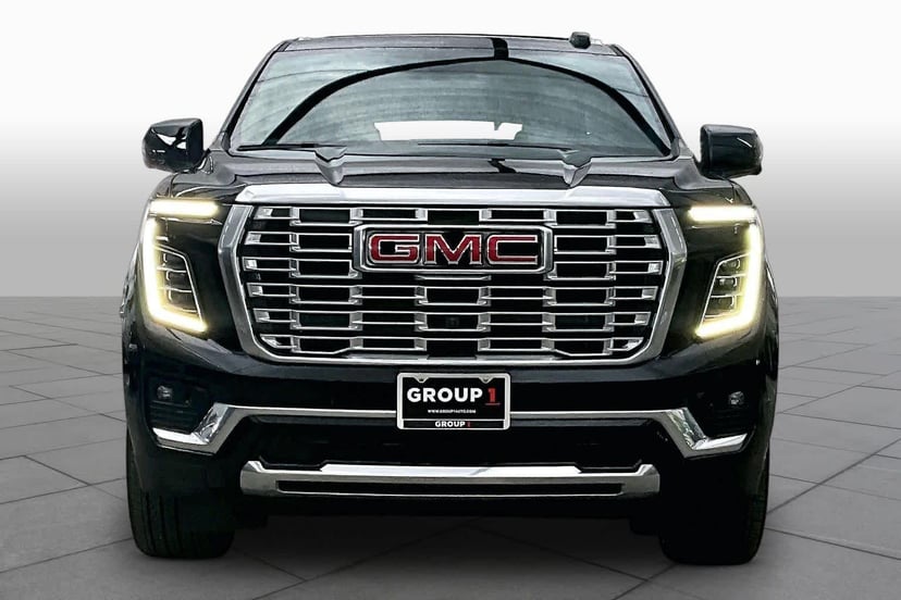 2026 GMC Yukon Denali - Image 2
