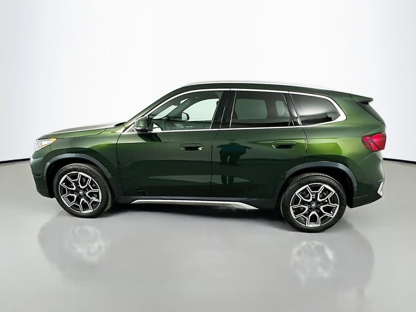 2025 BMW X1 - Image 8