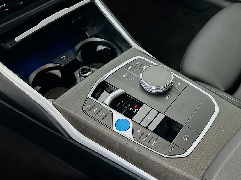 2023 BMW i4 - Image 17