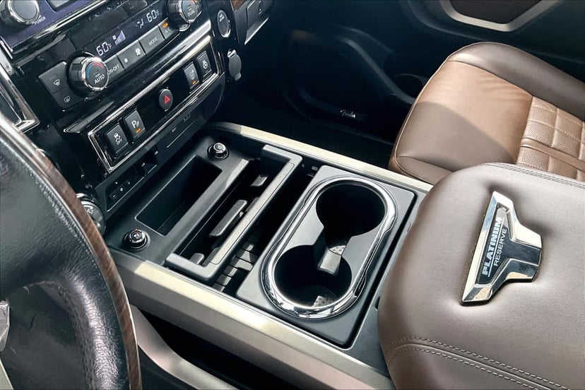 2021 Nissan Titan - Image 17