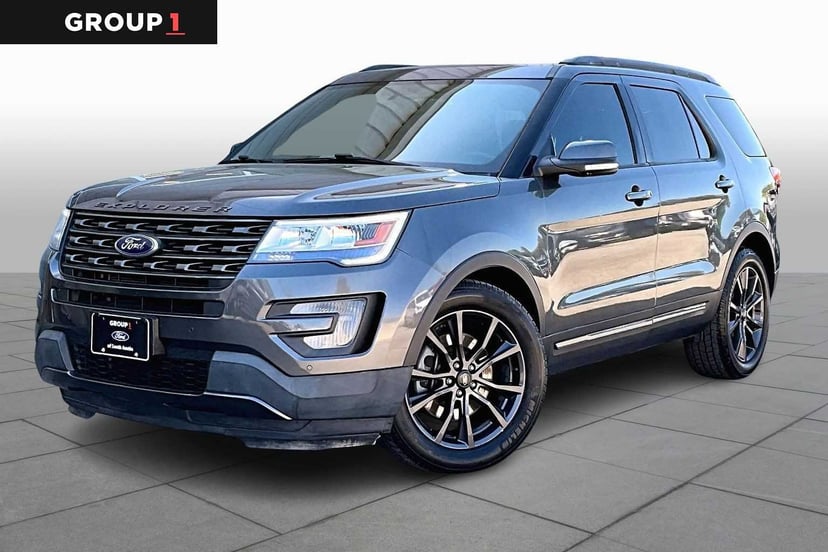 2017 Ford Explorer - Image 1