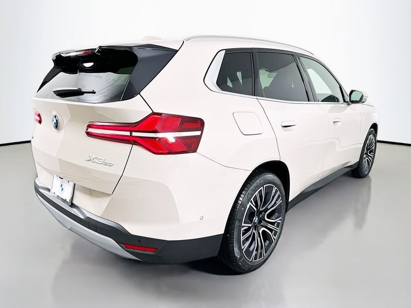 2026 BMW X3 - Image 5