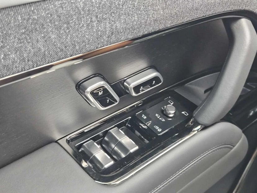 2026 LAND ROVER Range Rover Sport - Image 21