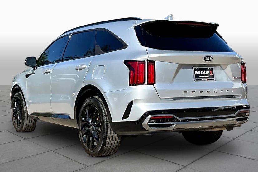 2021 Kia Sorento - Image 12