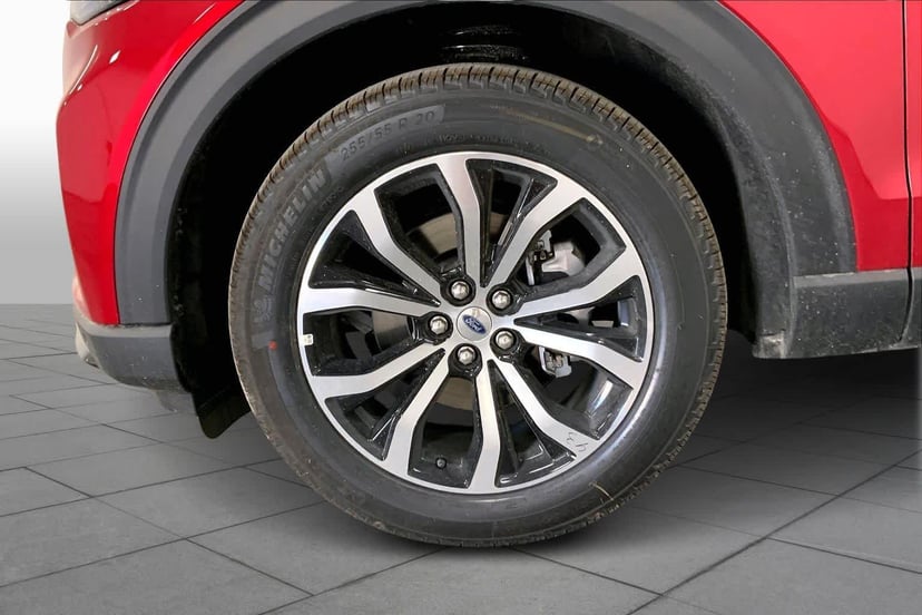 2026 Ford Explorer - Image 9