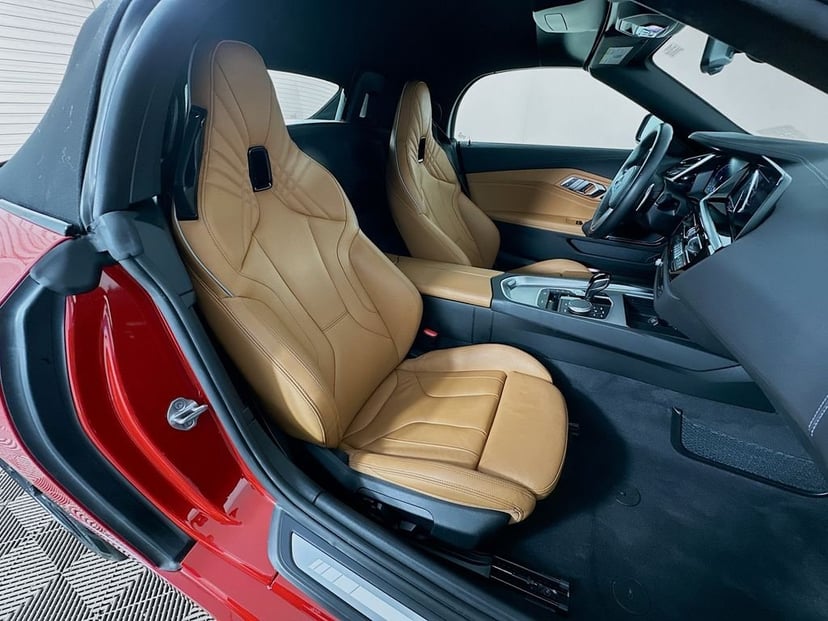 2023 BMW Z4 - Image 25