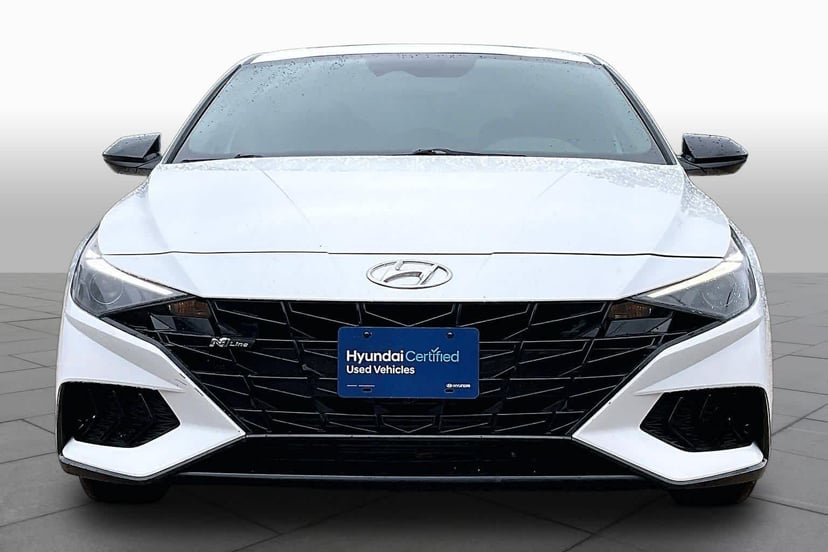 2022 Hyundai Elantra - Image 4