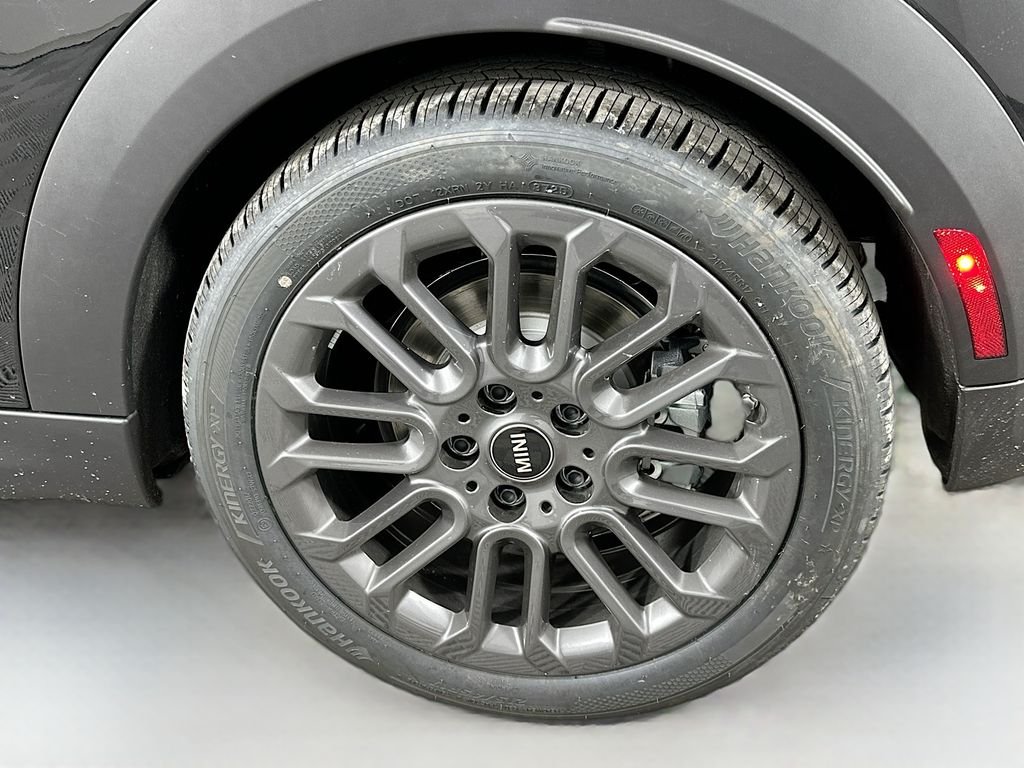 2026 MINI COOPER - Image 23