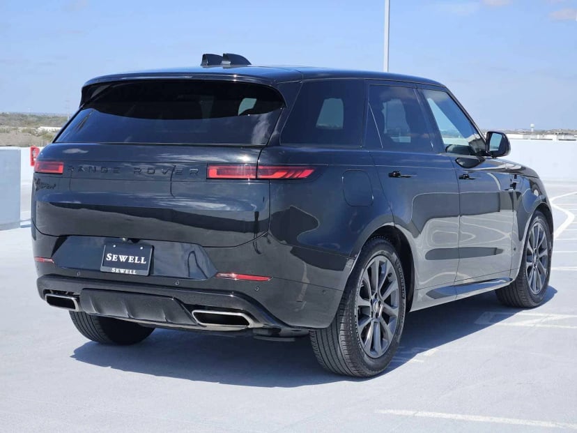 2025 Land Rover Range Rover Sport - Image 5