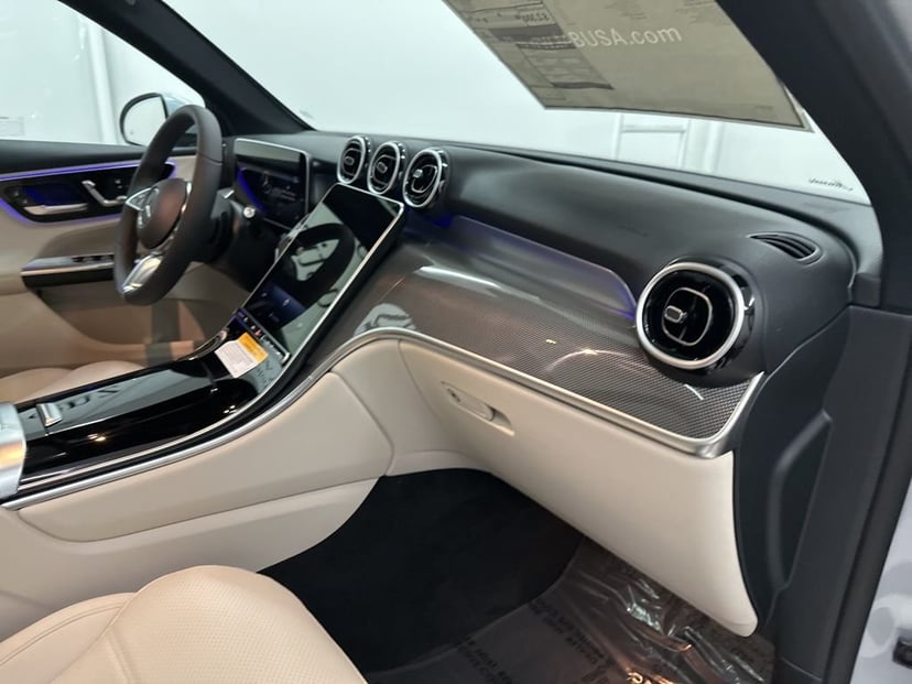 2026 Mercedes-Benz GLC - Image 26