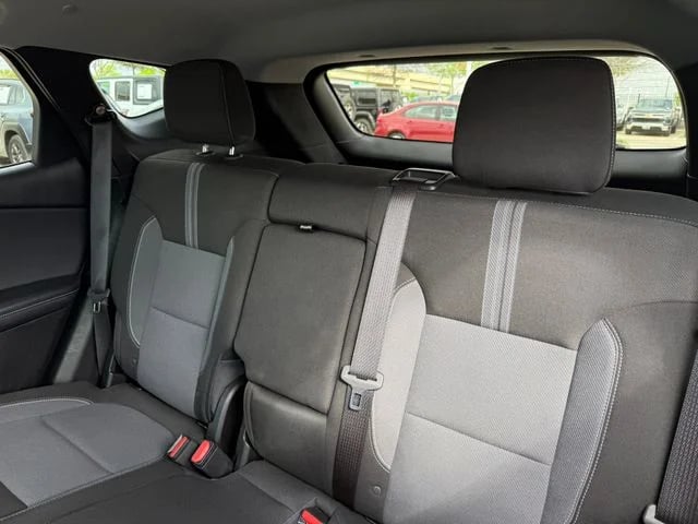 2025 Chevrolet Blazer - Image 30