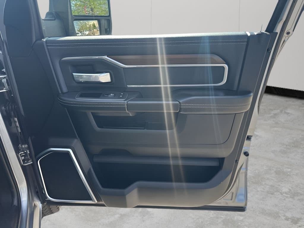 2024 Ram 2500 - Image 13