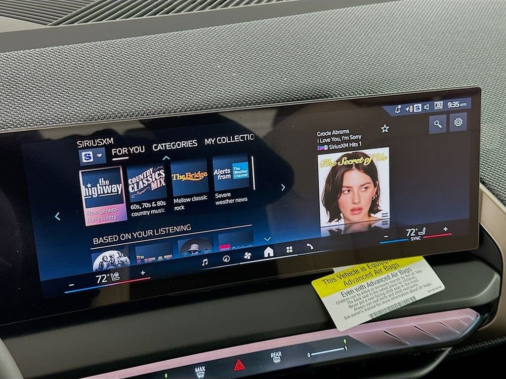 2025 BMW X3 - Image 11