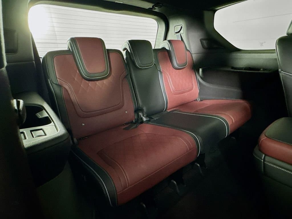 2025 INFINITI QX80 - Image 37