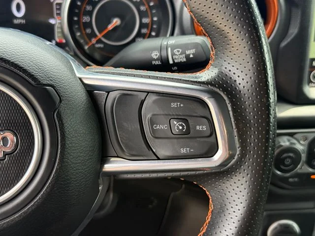 2023 Jeep Gladiator - Image 16