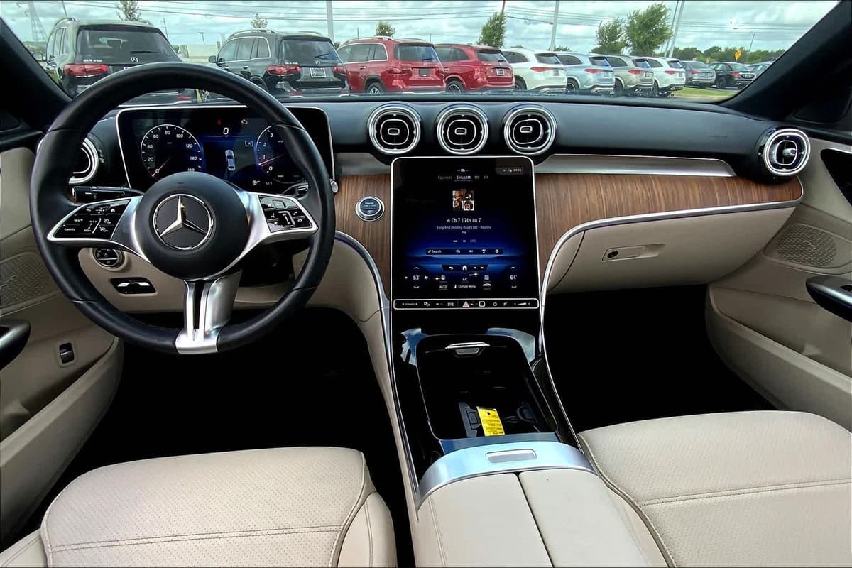 2023 Mercedes-Benz C 300 - Image 14