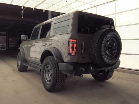 2025 Ford Bronco - Image 4