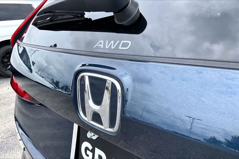 2025 Honda CR-V Hybrid - Image 10