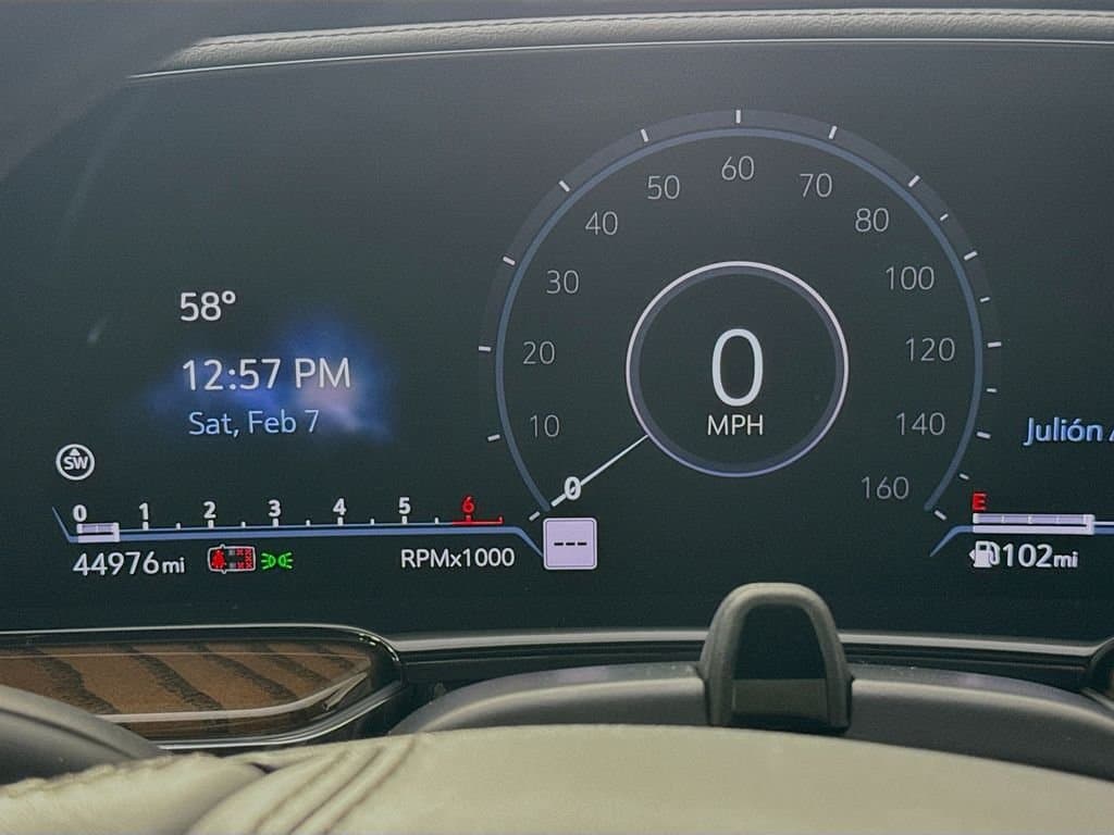 2023 CADILLAC Escalade - Image 17