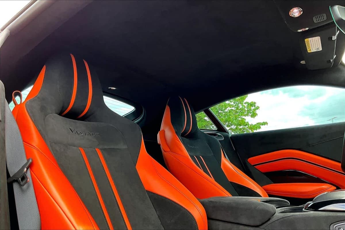 2020 Aston Martin Vantage - Image 14