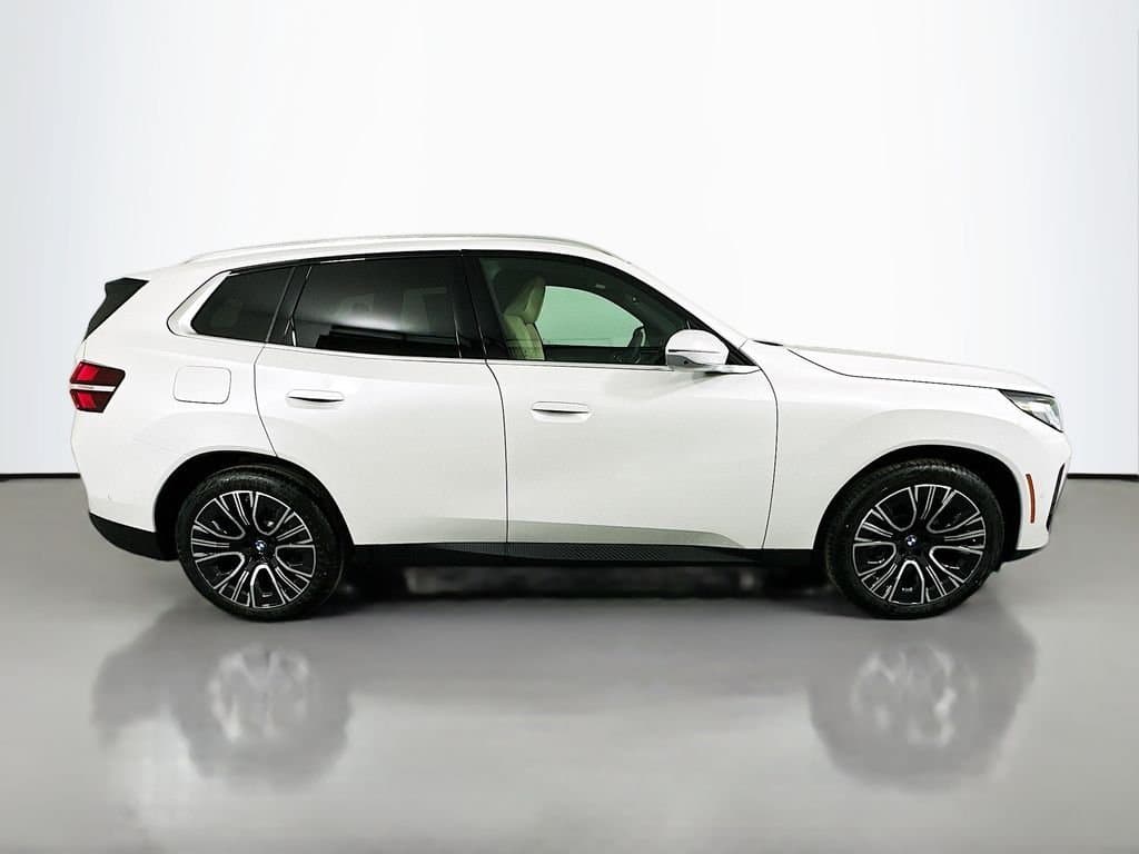 2026 BMW X3 - Image 4