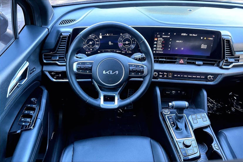 2023 Kia Sportage - Image 6