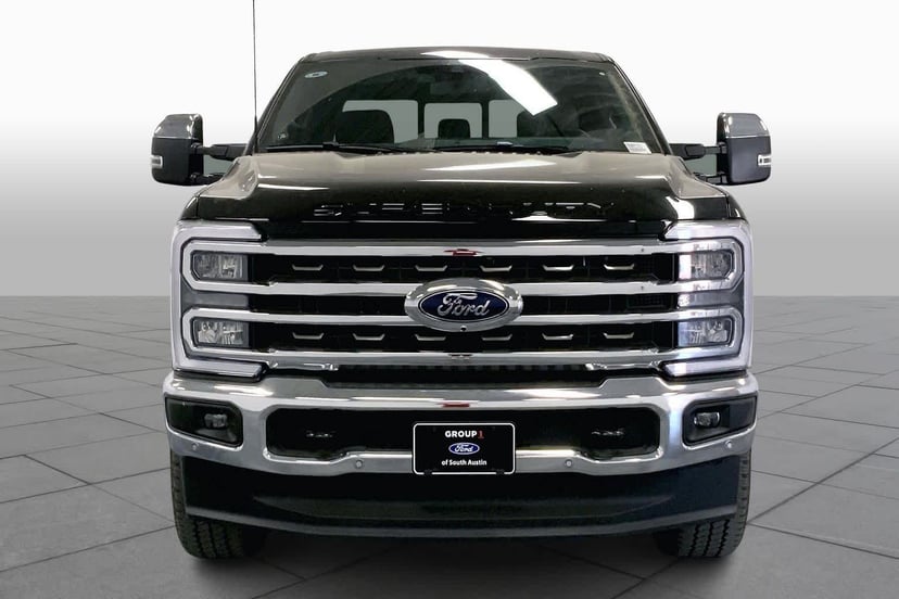 2026 Ford Super Duty - Image 3