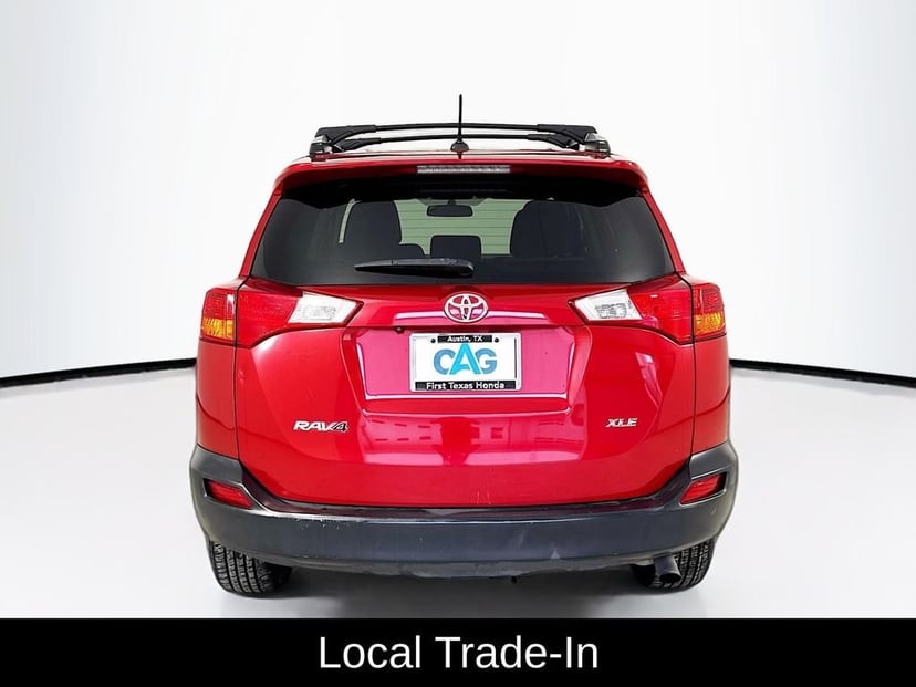 2015 Toyota RAV4 - Image 6