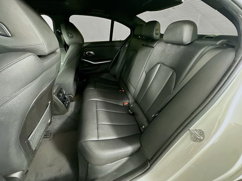 2019 BMW 3 Series - Image 25
