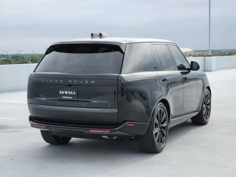 2026 LAND ROVER Range Rover - Image 5
