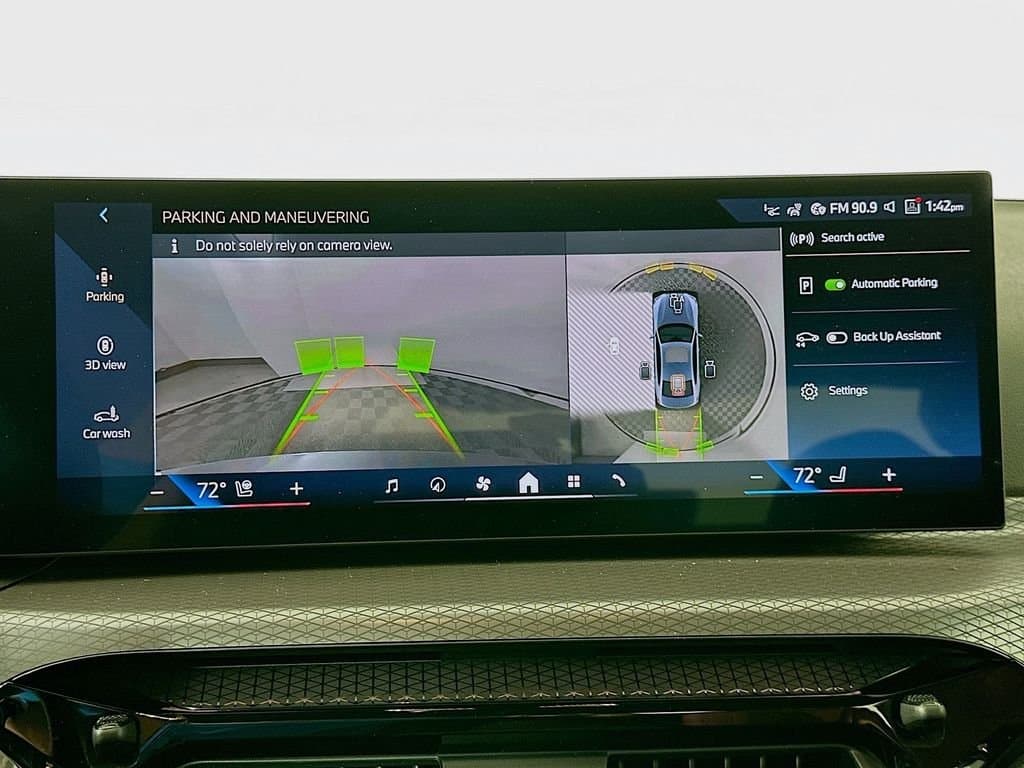 2026 BMW 3 Series - Image 13