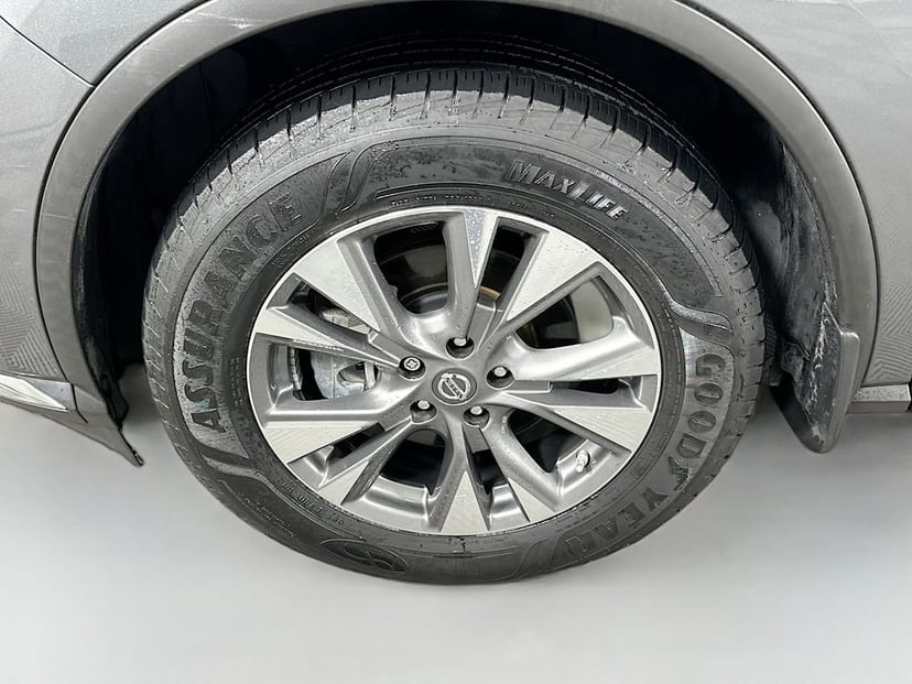 2017 Nissan Murano - Image 31