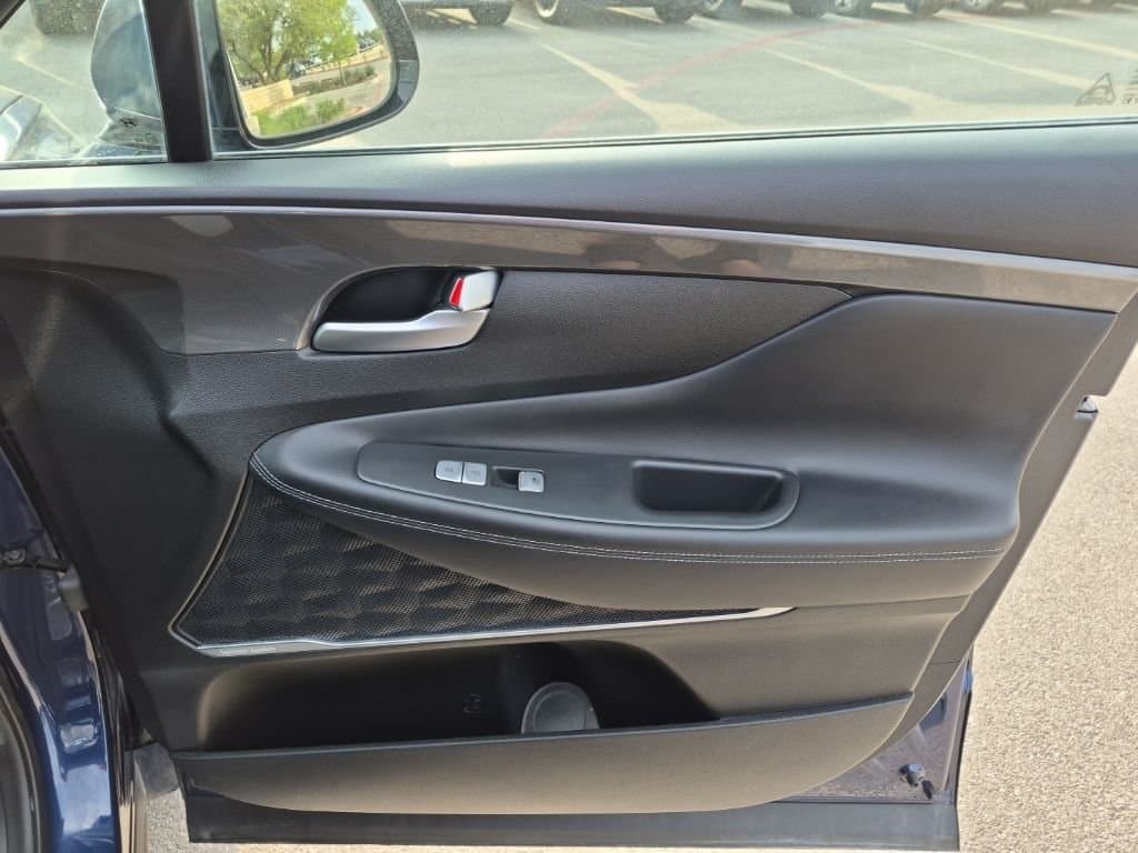 2021 Hyundai Santa Fe - Image 13