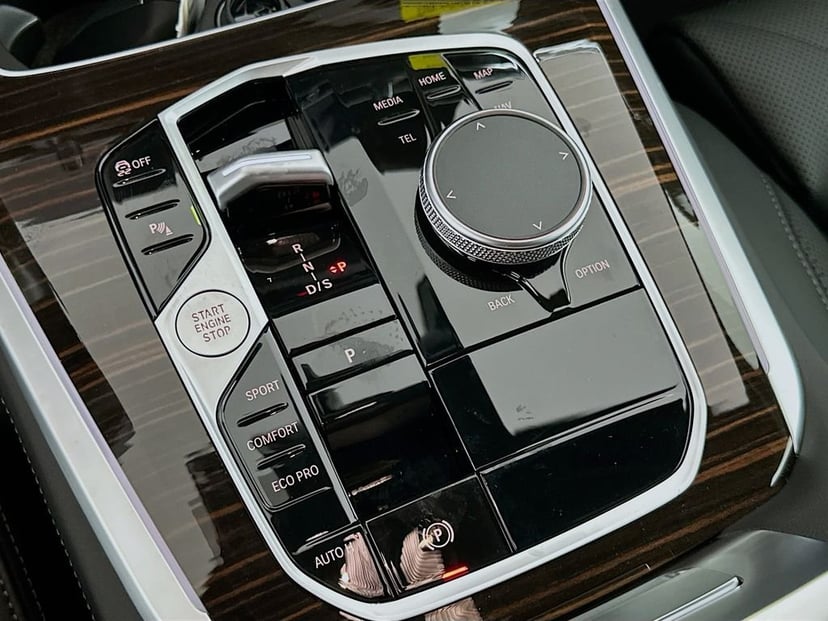 2026 BMW X5 - Image 15