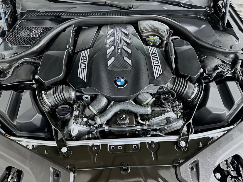 2025 BMW 8 Series - Image 28
