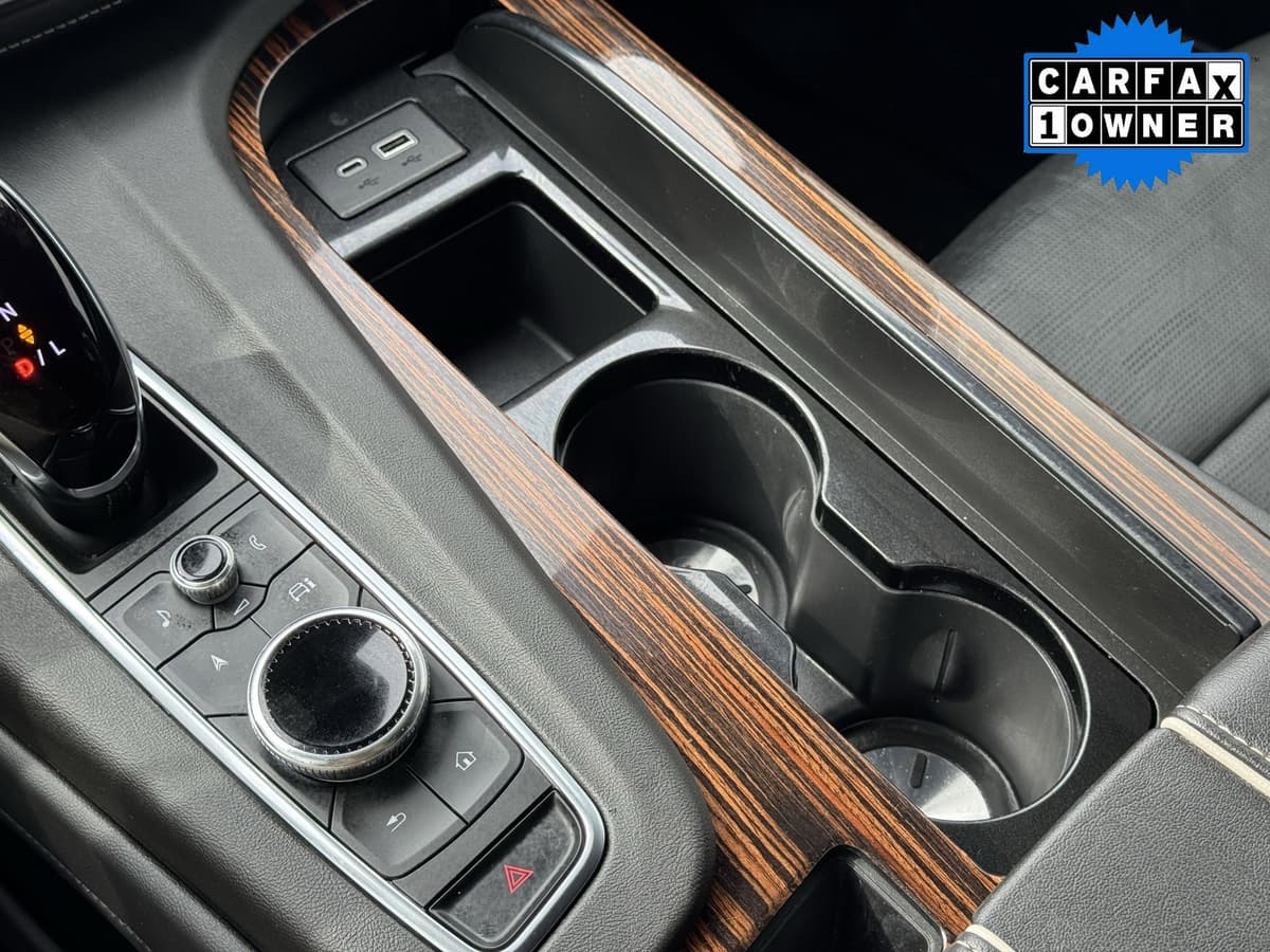 2021 Cadillac Escalade - Image 35