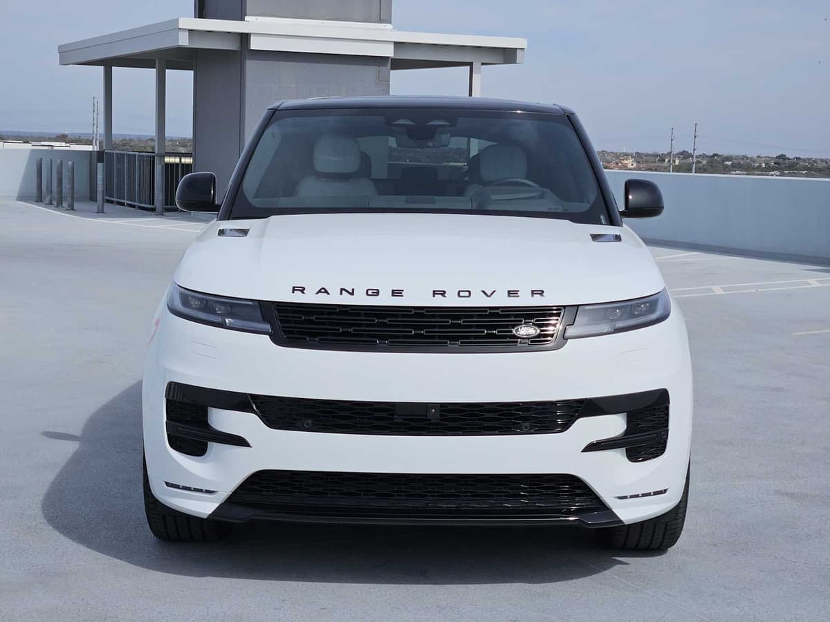 2026 LAND ROVER Range Rover Sport - Image 2