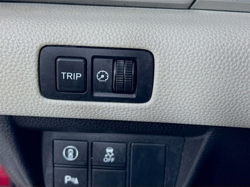 2022 Honda Accord - Image 12