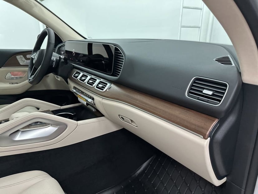2026 Mercedes-Benz GLE - Image 64