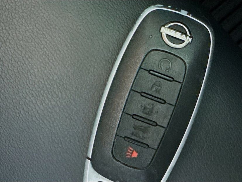 2023 Nissan Rogue - Image 39