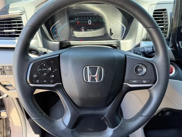 2019 Honda Odyssey - Image 12