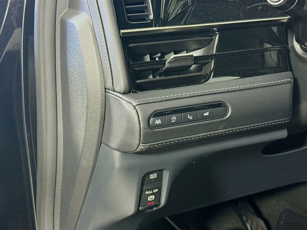 2026 INFINITI QX80 - Image 11