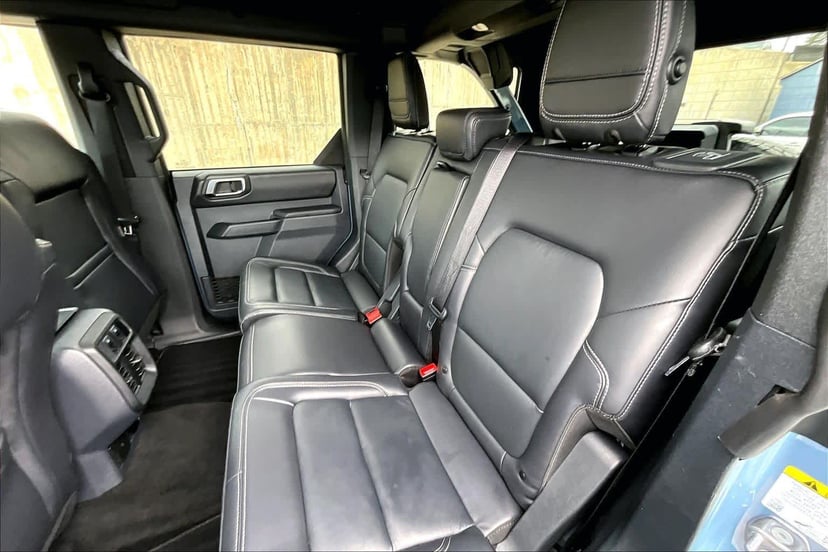 2025 Ford Bronco - Image 20