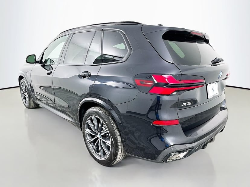 2026 BMW X5 - Image 7