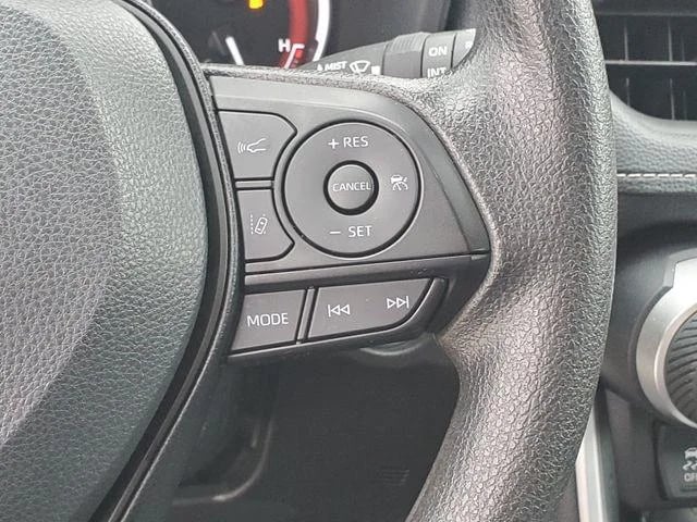 2025 Toyota RAV4 - Image 41