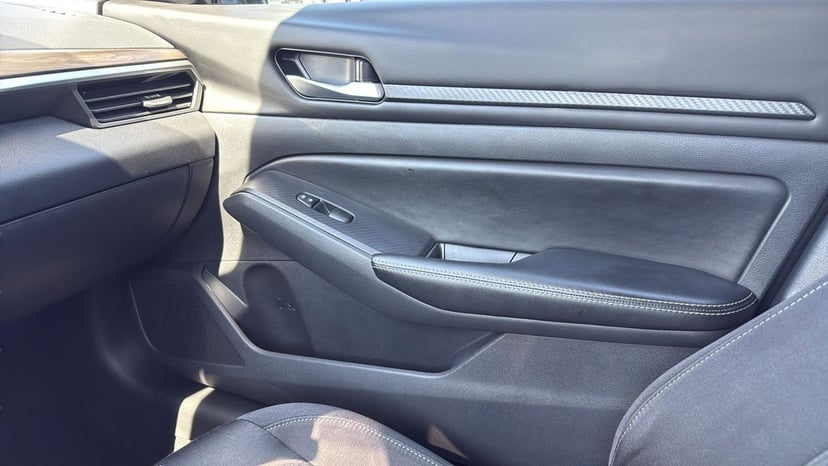 2024 Nissan Altima - Image 24