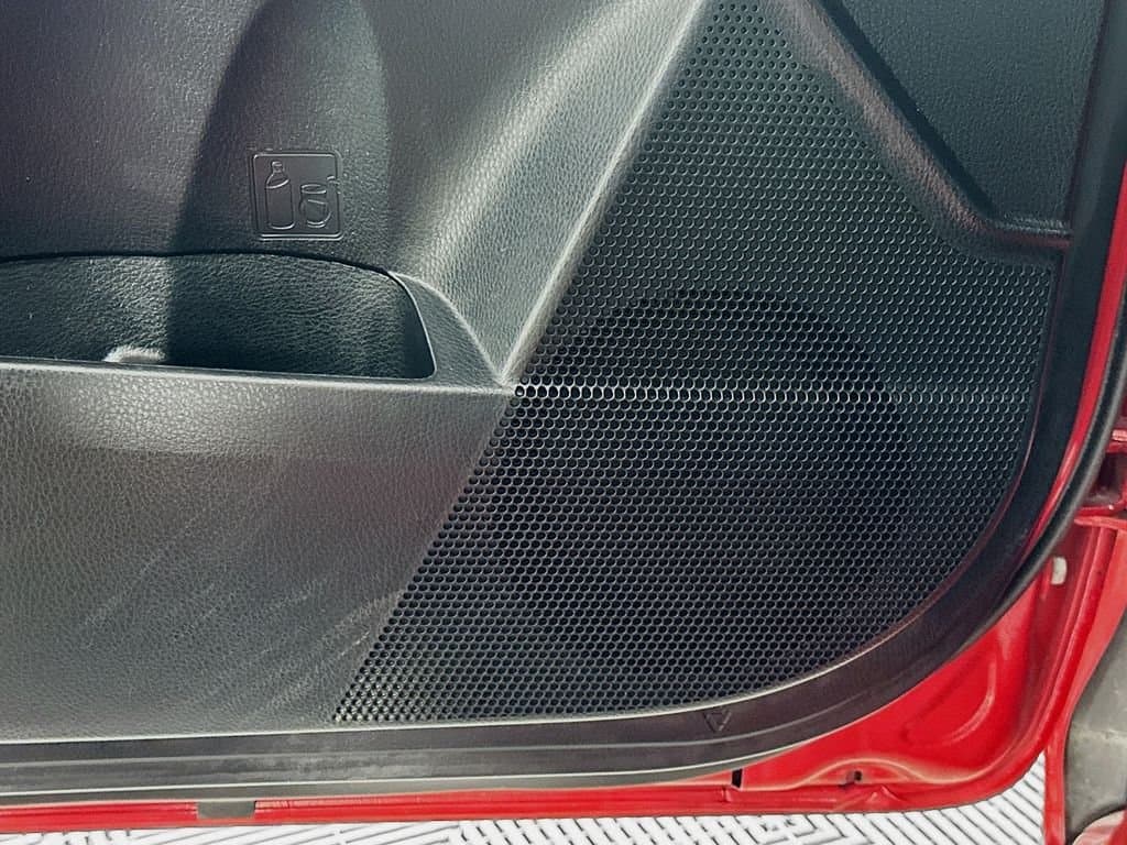 2016 Toyota Corolla - Image 18