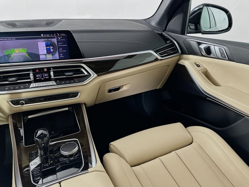 2020 BMW X5 - Image 24