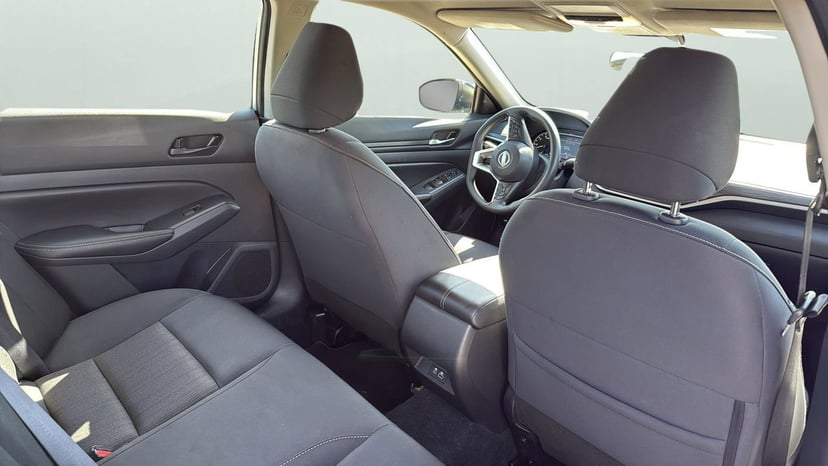 2024 Nissan Altima - Image 28